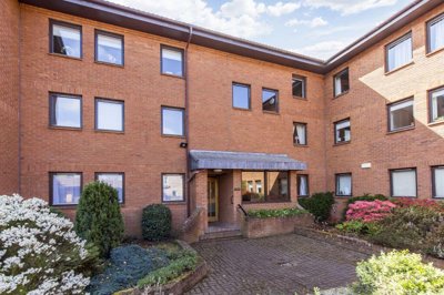 Property on Glenlockhart Road, EH14 1BQ