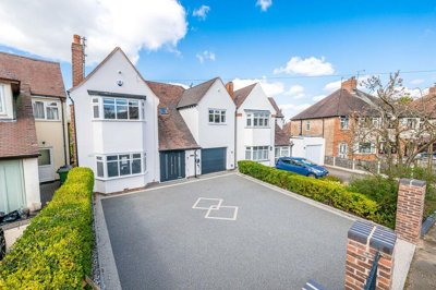 Property on Woodhall Road, WV4 4DL