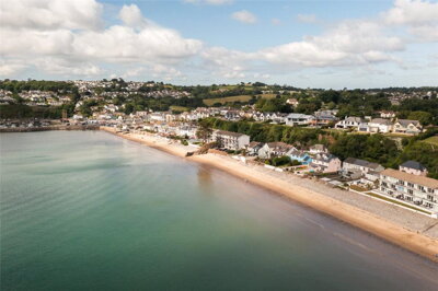 Property on SA69 9ET