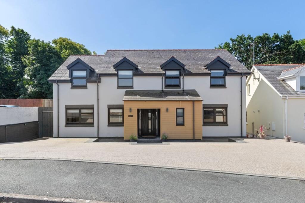Property main image