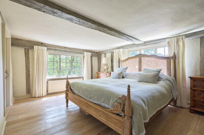 Property on Newmarket Road, CB8 9QA