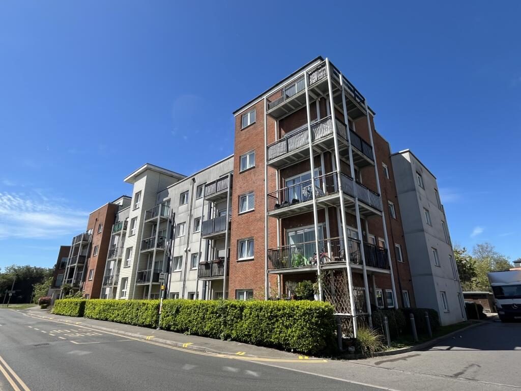 Property main image