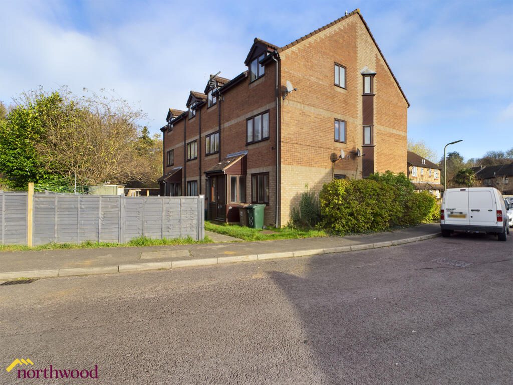 Ground Maisonette