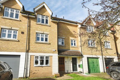 Property on Pearcy Close, RM3 8PW