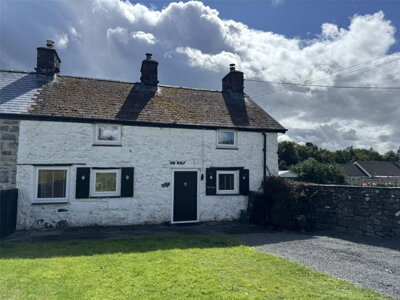 Property on SY20 9NZ