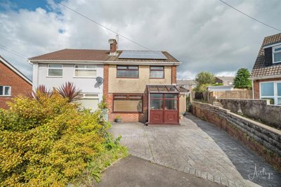 Property on SA11 3YL