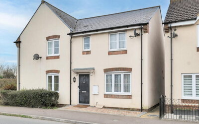 Property on Cranesbill Road, SN12 7GN