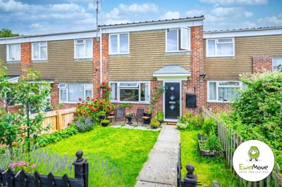Property on Deerhurst Way, SN5 8AF