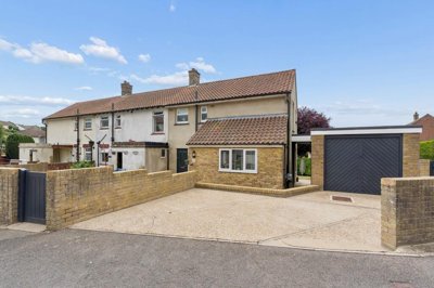 Property on Melbourne Avenue, CT16 2JB