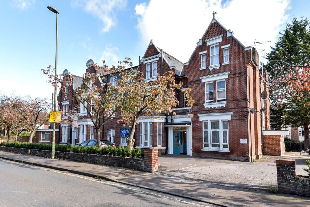Property main image