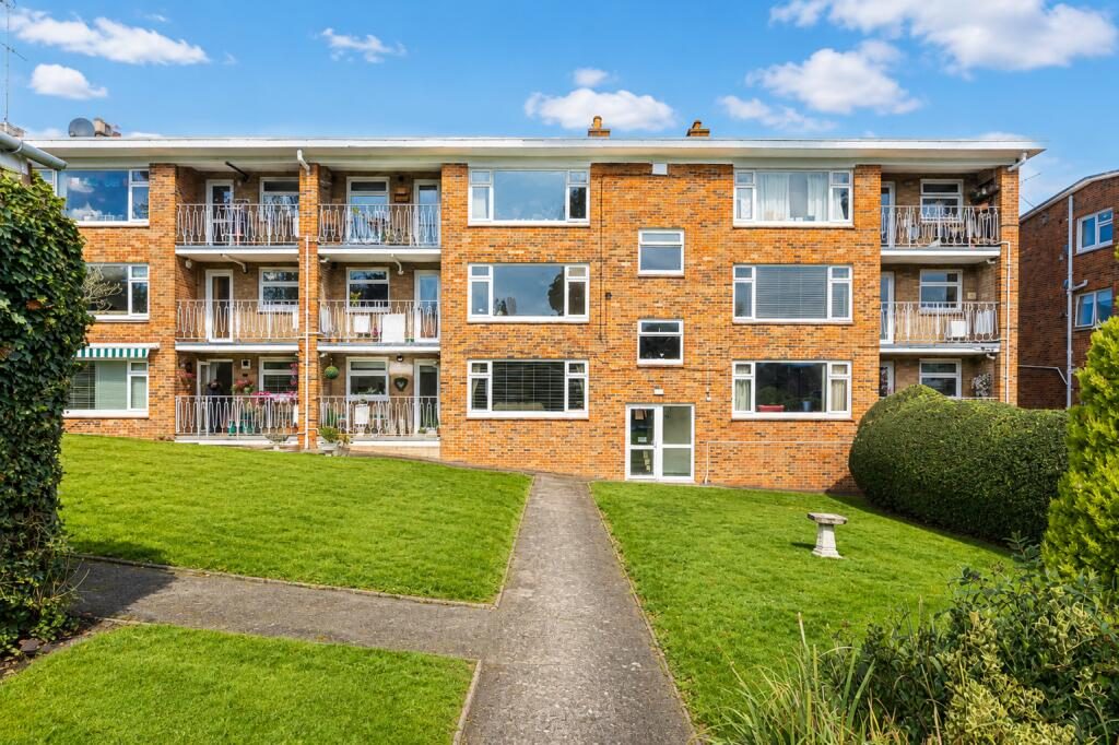 Property main image