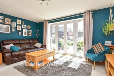 Property on BN17 7FA