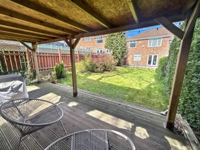 Property on Oakfield Road, NE11 0AA