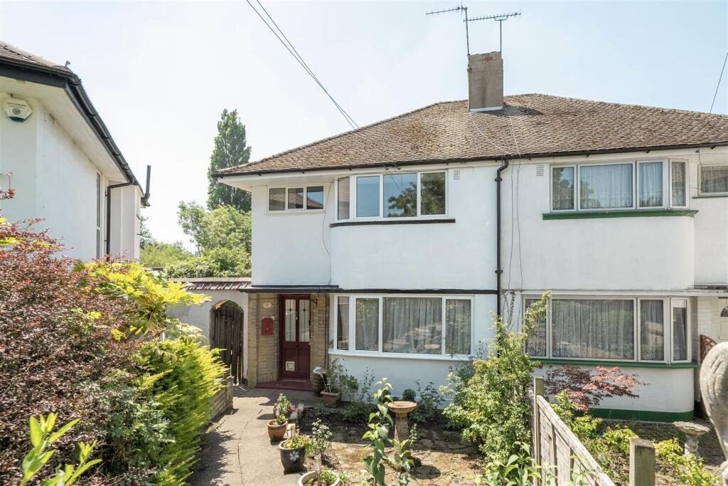Property main image