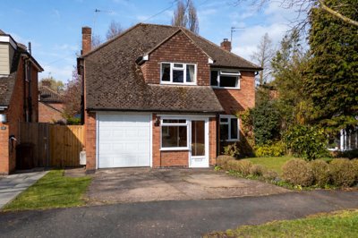 Property on Springfield Close, LE12 5AN