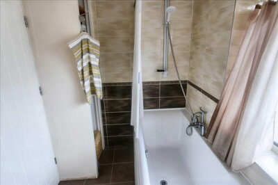 Property on Douglas Avenue, NG16 2RJ