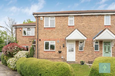 Property on Ashfield Road, N14 7PQ