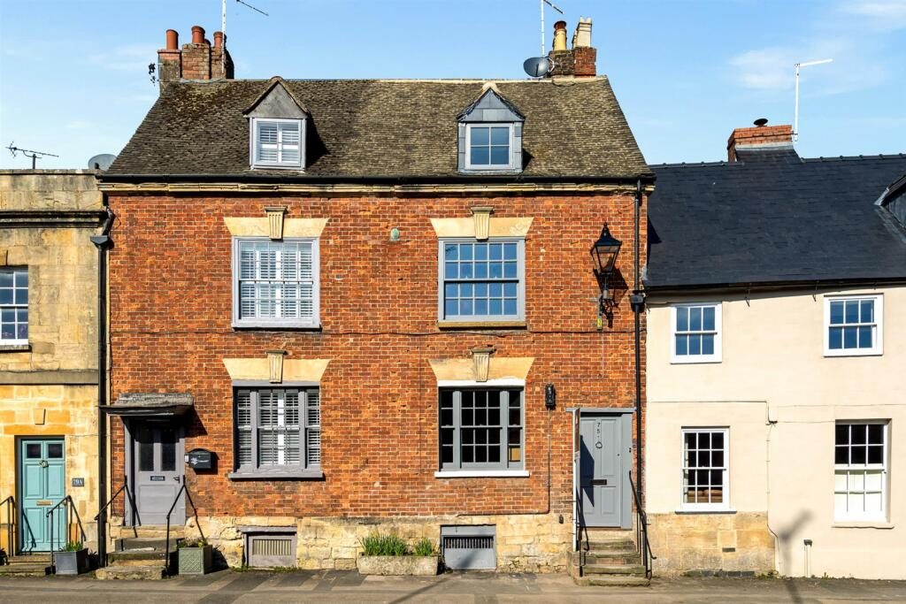 Terraced House