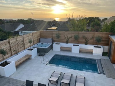 Property on Kings Avenue, CT10 1DN