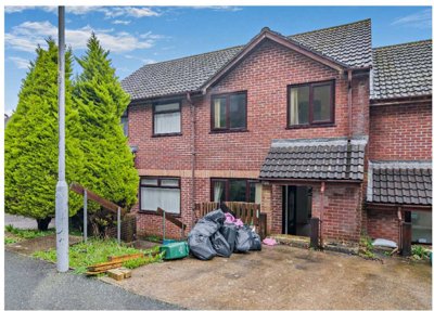 Property on Ffynnon Wen, SA6 5EQ