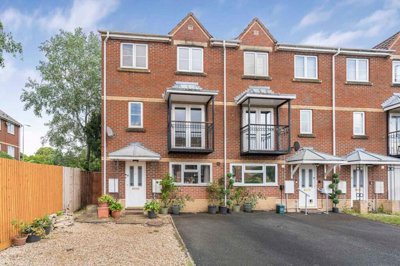 Property on Meyseys Close, OX3 7SF
