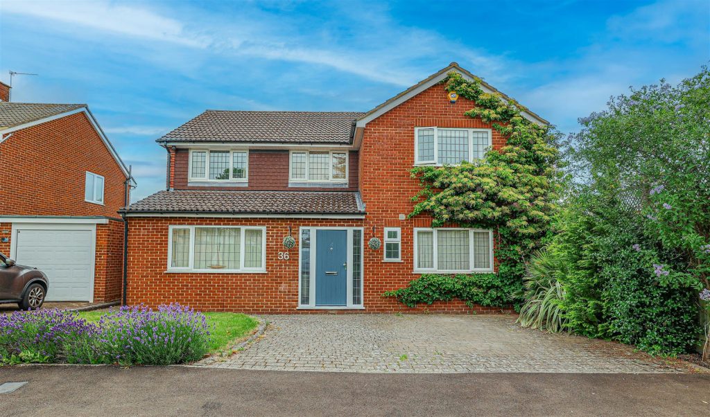 Property main image