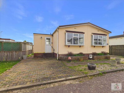 Property on St Gotthards Avenue, IP5 3RT