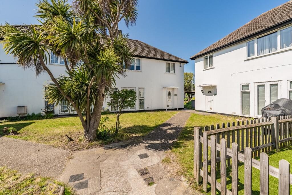 Ground Maisonette