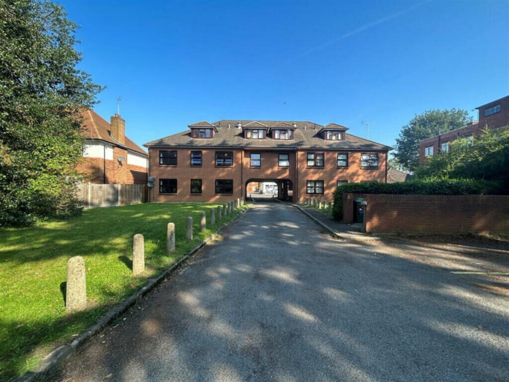 Property main image
