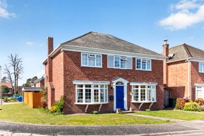 Property on Arundel Close, GU51 3PB