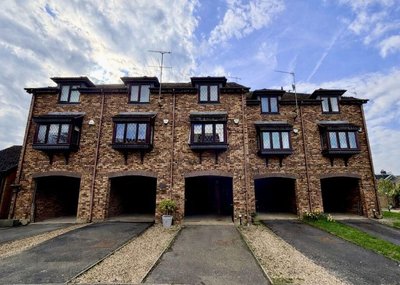 Property on Groves Close, SL8 5JP