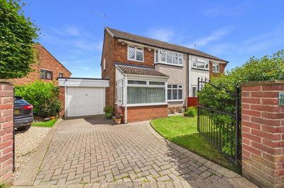 Property on Crispin Drive, S12 2NE