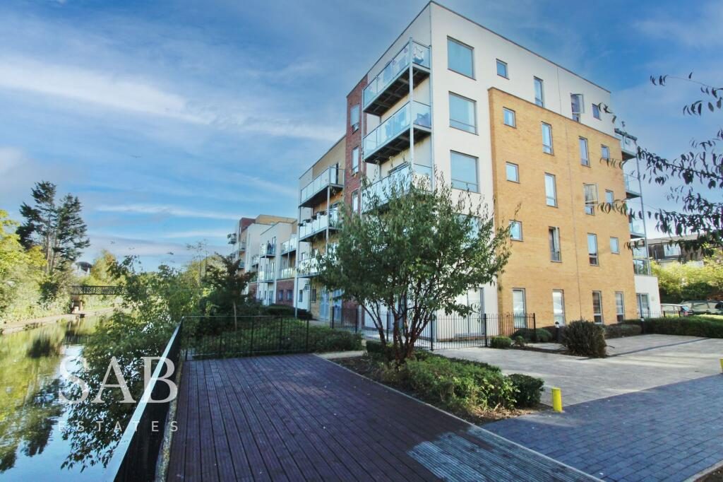 Property main image