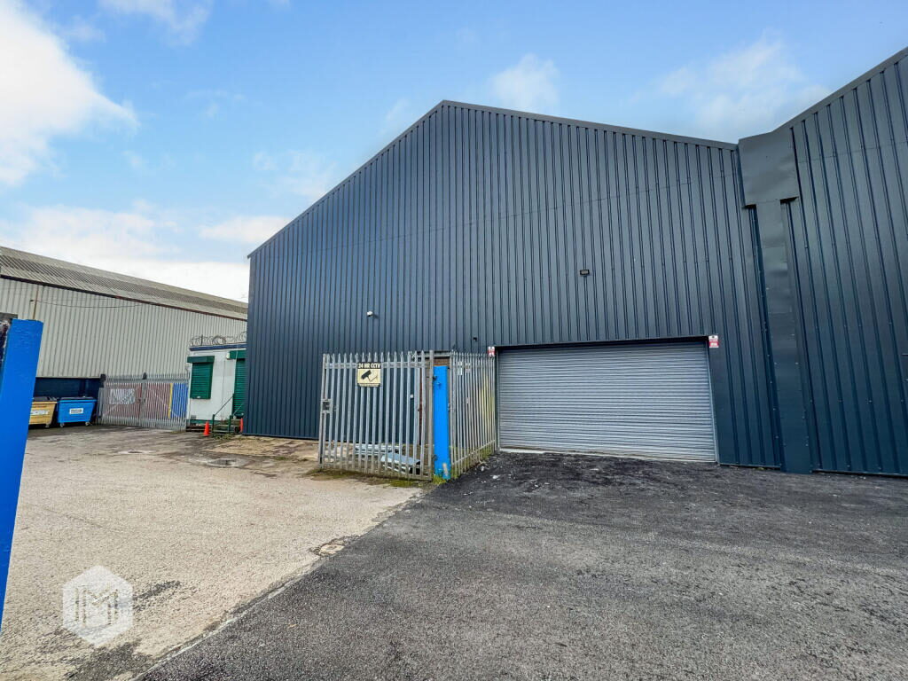 Distribution Warehouse