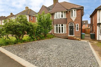 Property on Daventry Road, CV3 5HN