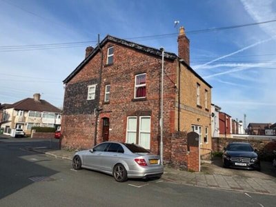 Property on CH42 9LG