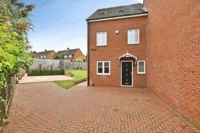 Property on S81 0BF