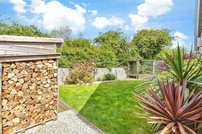 Property on Island Road, CT3 4BZ