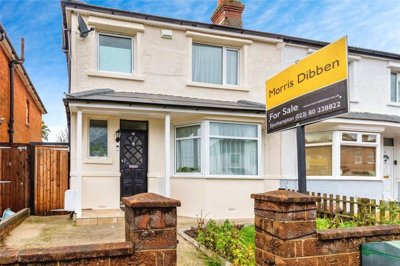 Property on Medina Road, SO15 5QQ