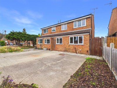 Property on Druids Oak, GL2 4YT