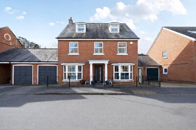 Property on Otterbourne Walk, RG27 0SF