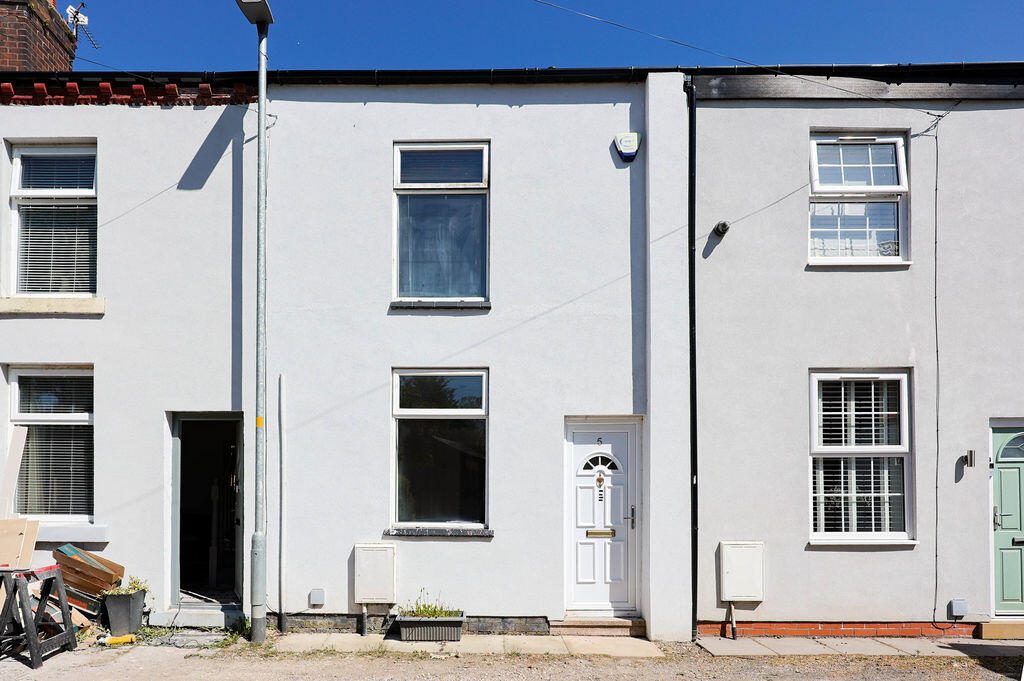Terraced House