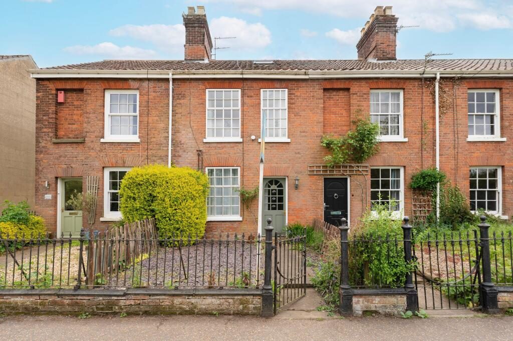Property main image