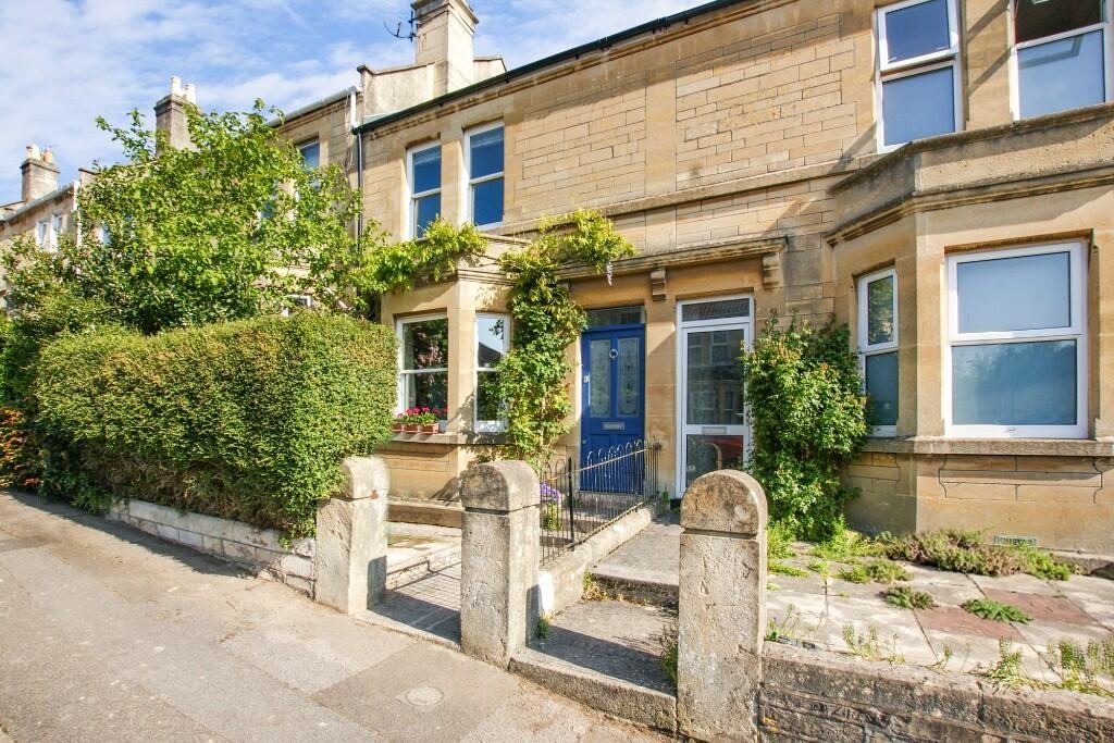 Property main image