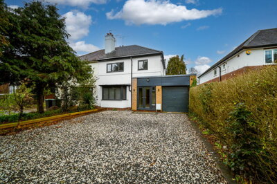 Property on Kidderminster Road South, DY9 0JH