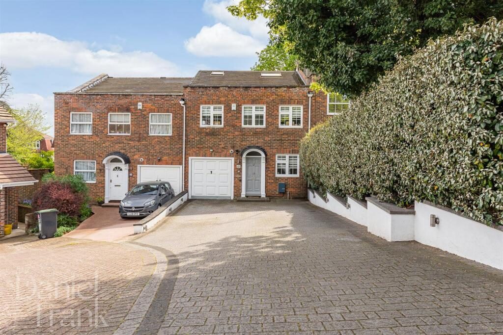 Terraced House