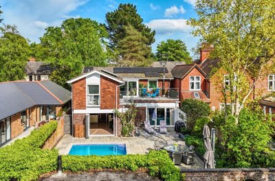 Property on Ravenswood Avenue, RG45 6AX