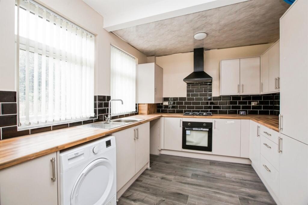 Terraced House