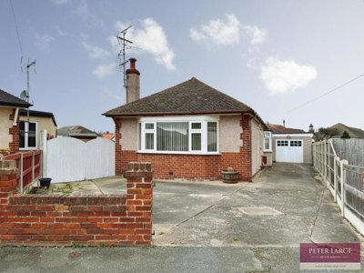 Property on LL18 4LE