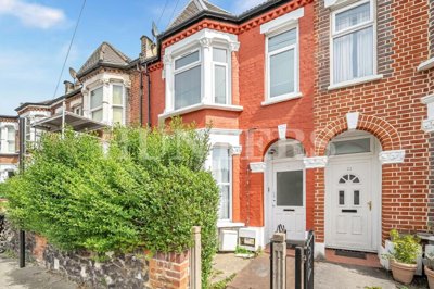 Property on Gloucester Road, N17 6DH